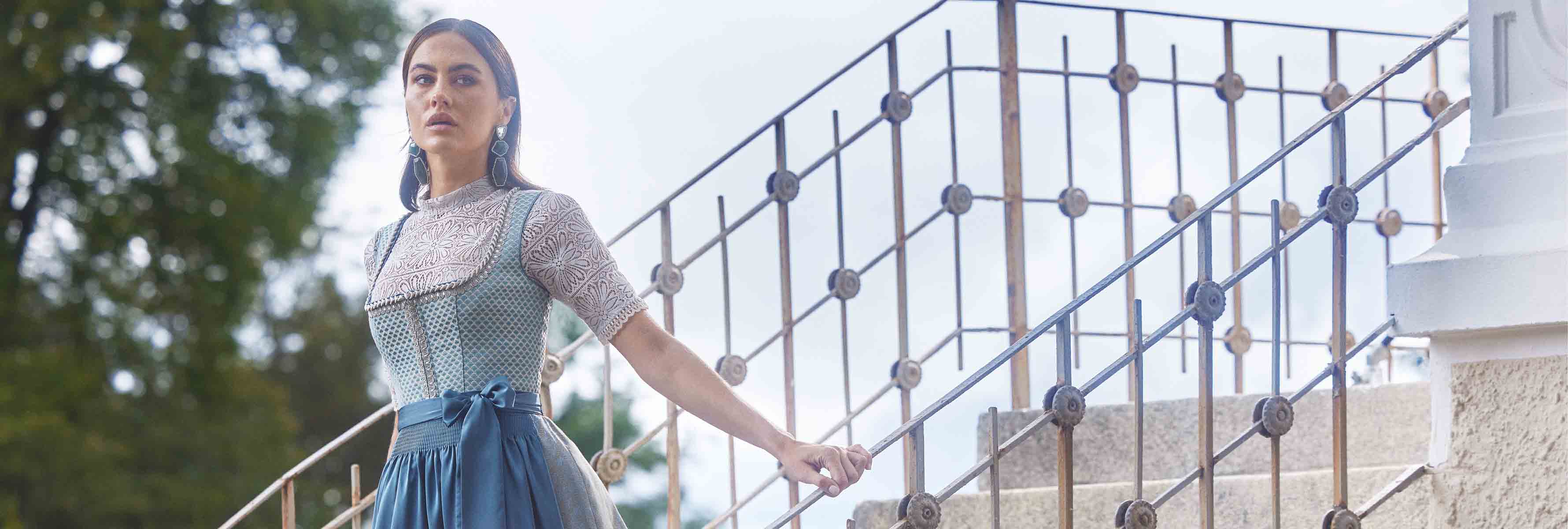 Maxi Dirndl Maxi Dirndl