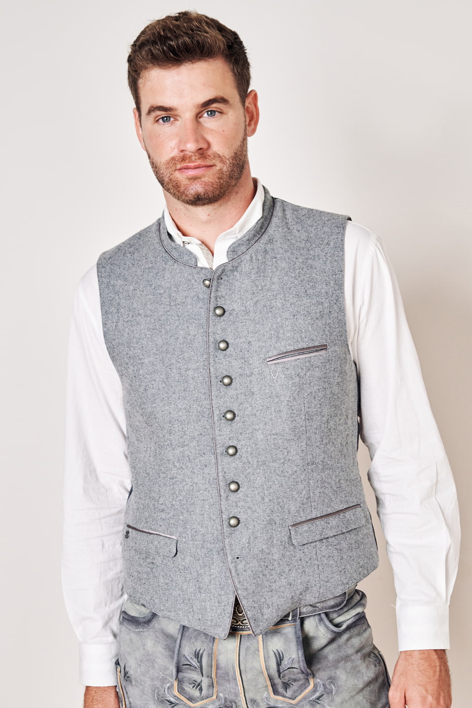 Trachten vest Jermeny