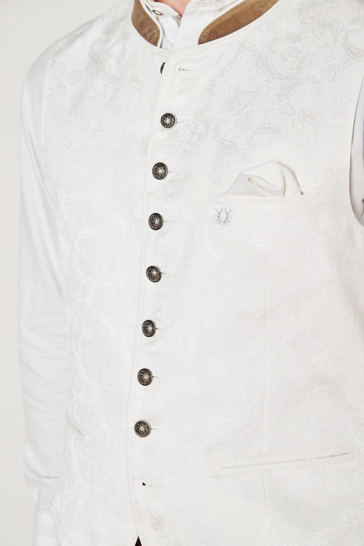 Trachten vest Gero