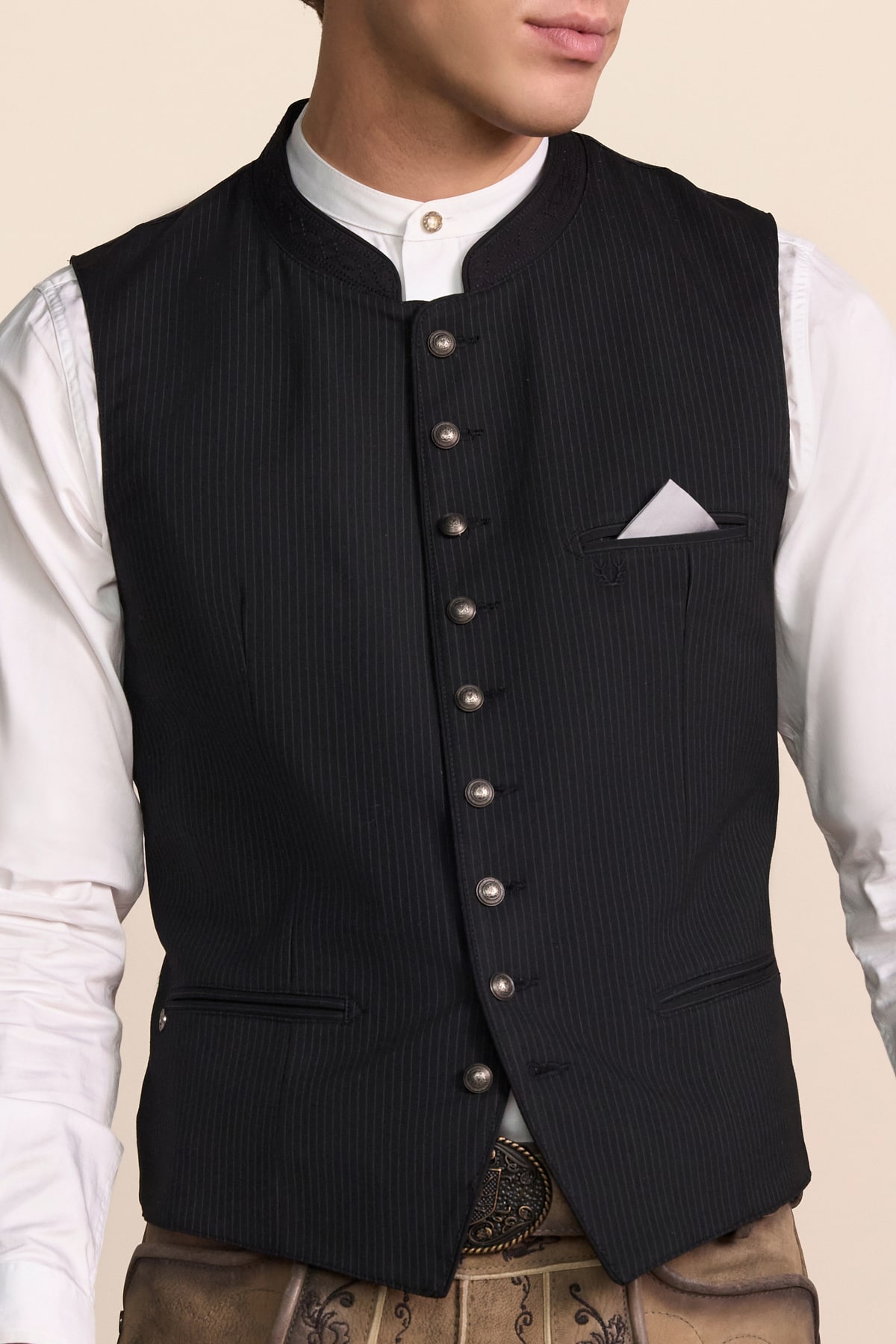 Trachten vest Koray