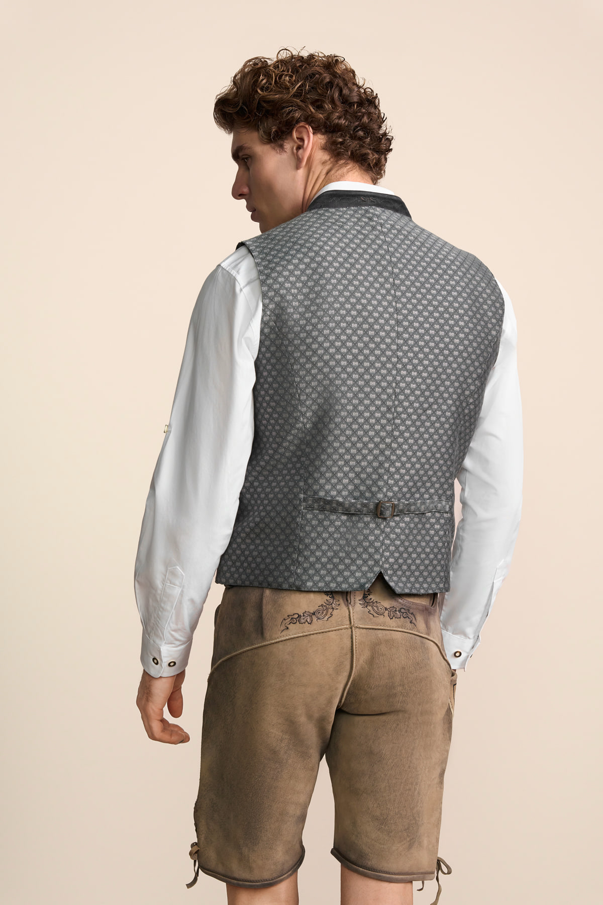 Trachten vest 1893