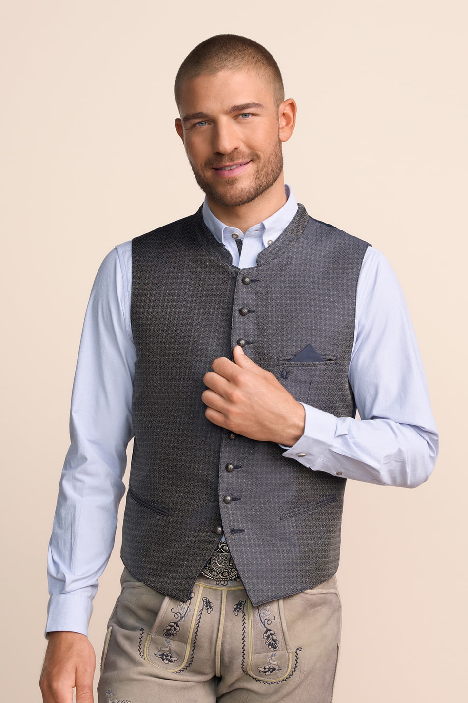 Trachten vest Vitali
