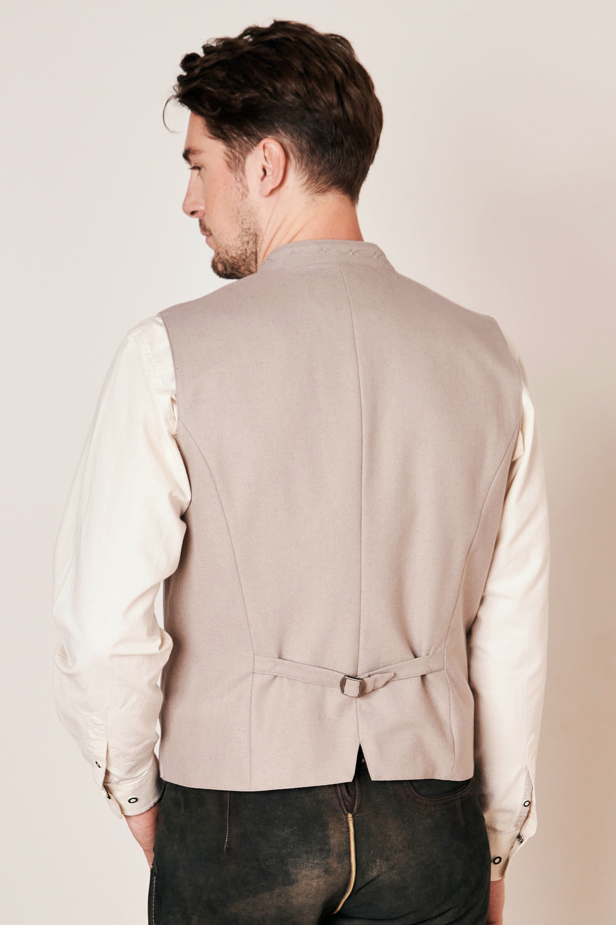 Trachten vest Jamal