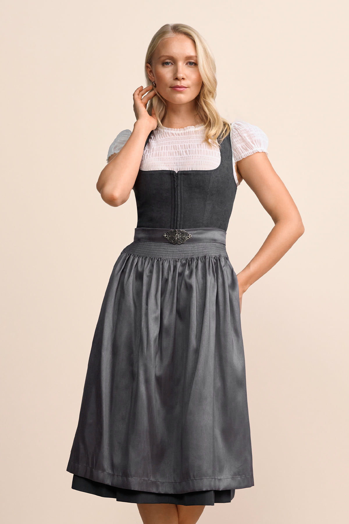 Dirndl Evi (70cm)