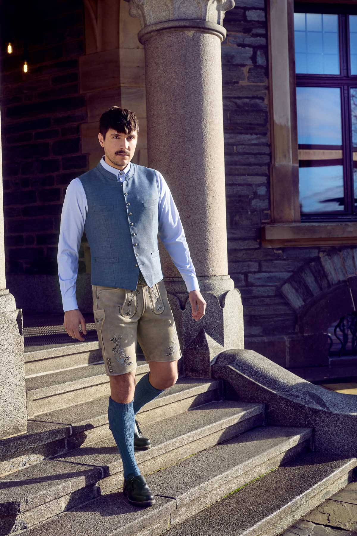 Trachten vest Federico