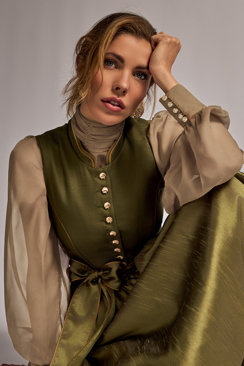 Dirndl blouse Tanea