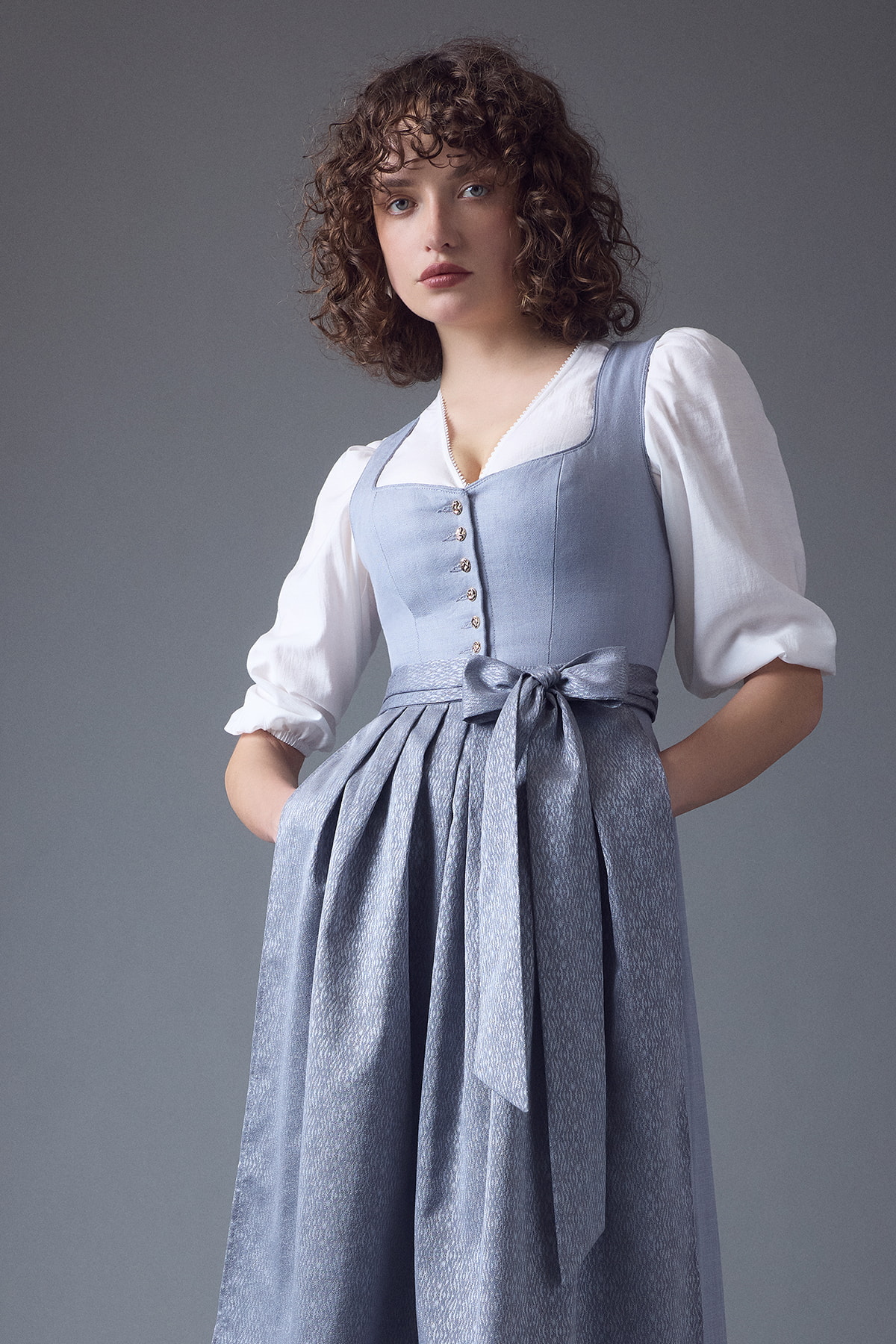 Dirndl Sylphira (70cm)