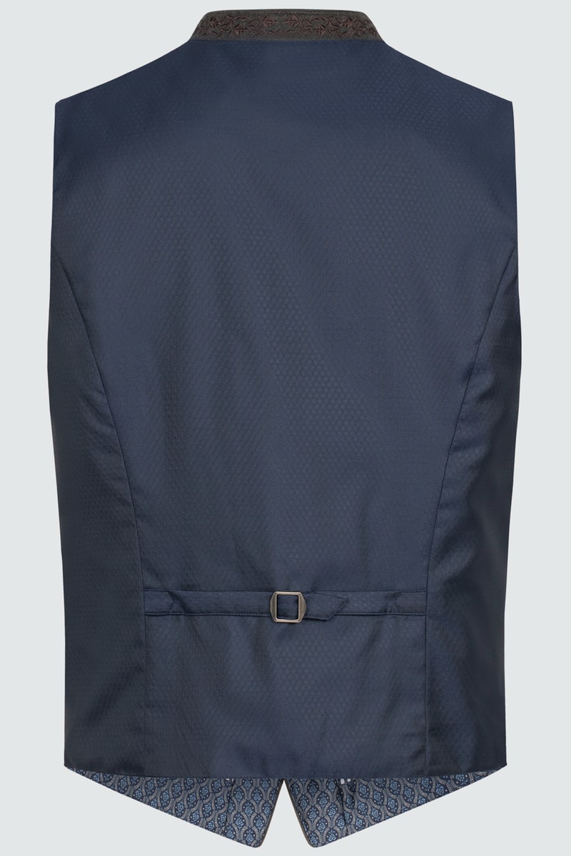Trachten vest Elias