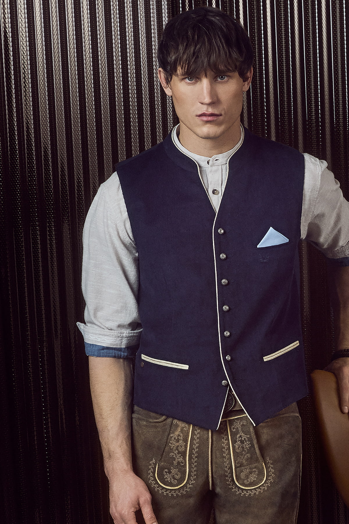 Trachten vest Tolga
