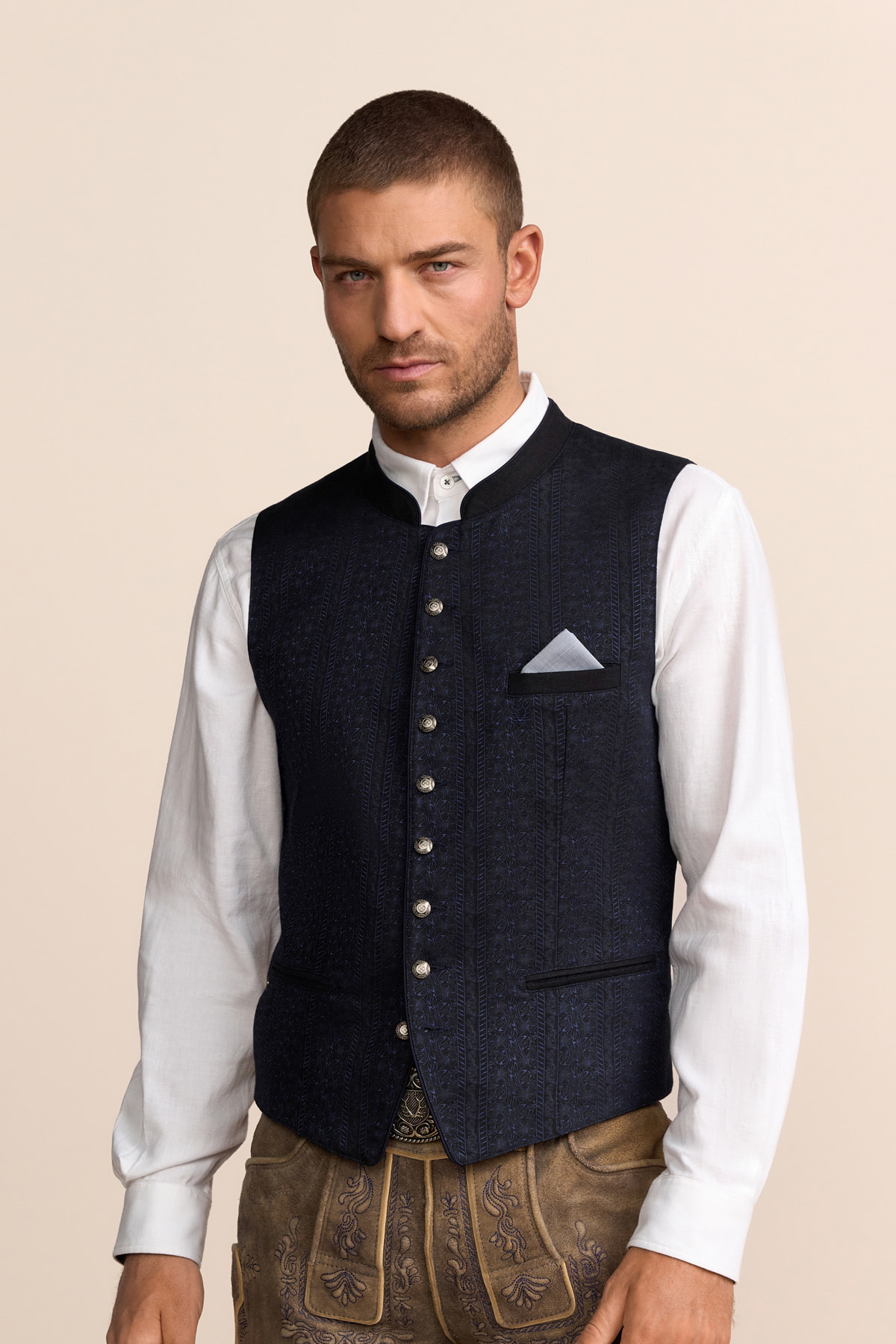Trachten vest Angelo