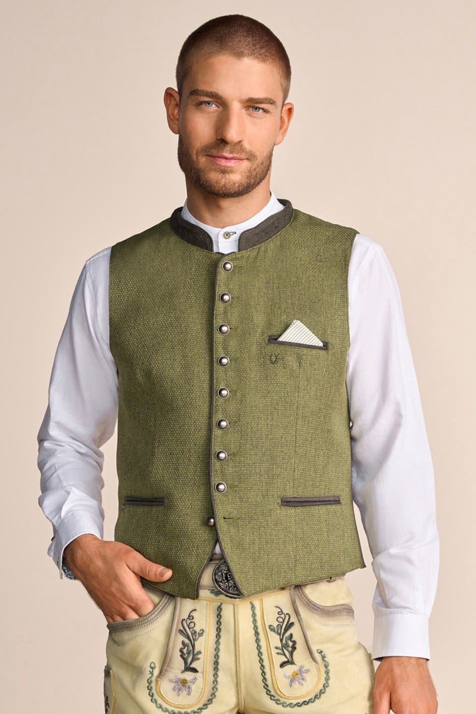 Trachten vest Jörn