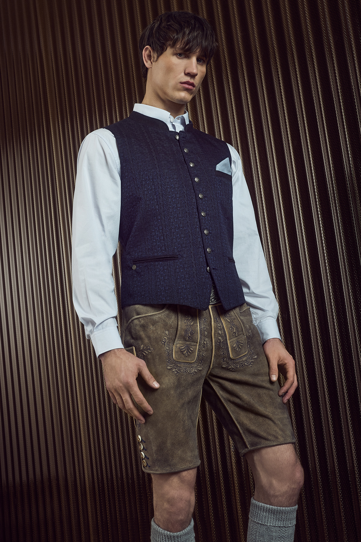 Trachten vest Angelo