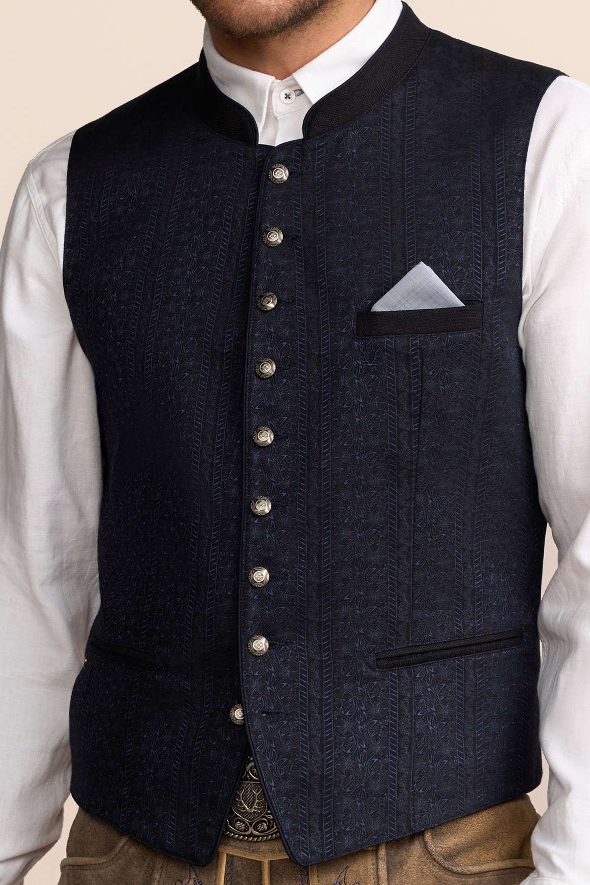 Trachten vest Angelo