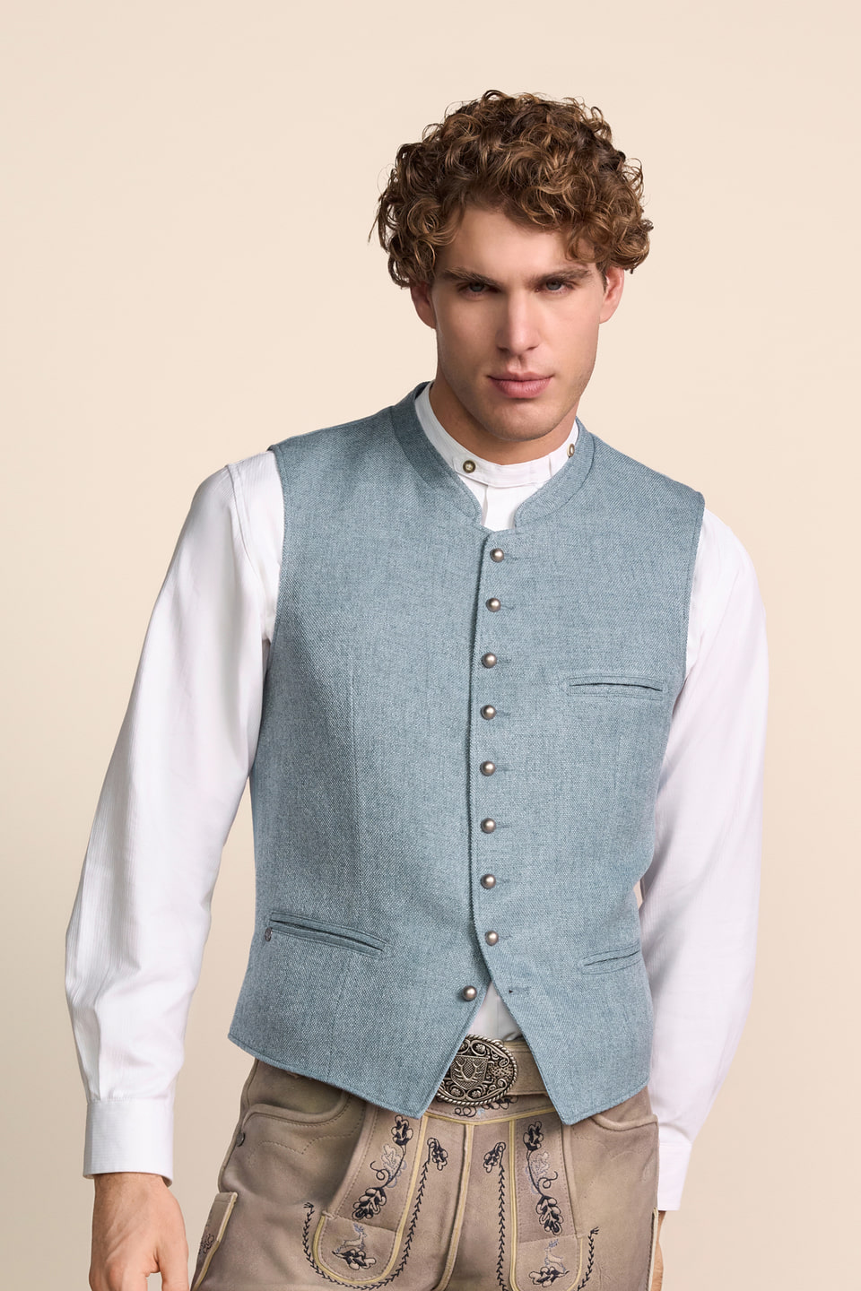 Trachten vest Cassian