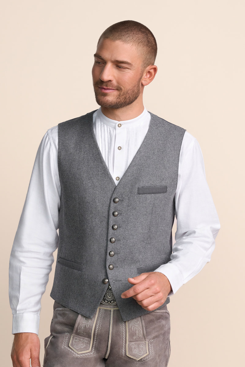 Trachten vest Manfred