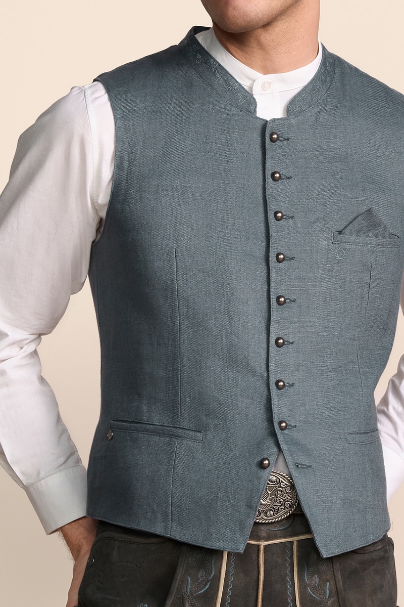 Trachten vest Felipe