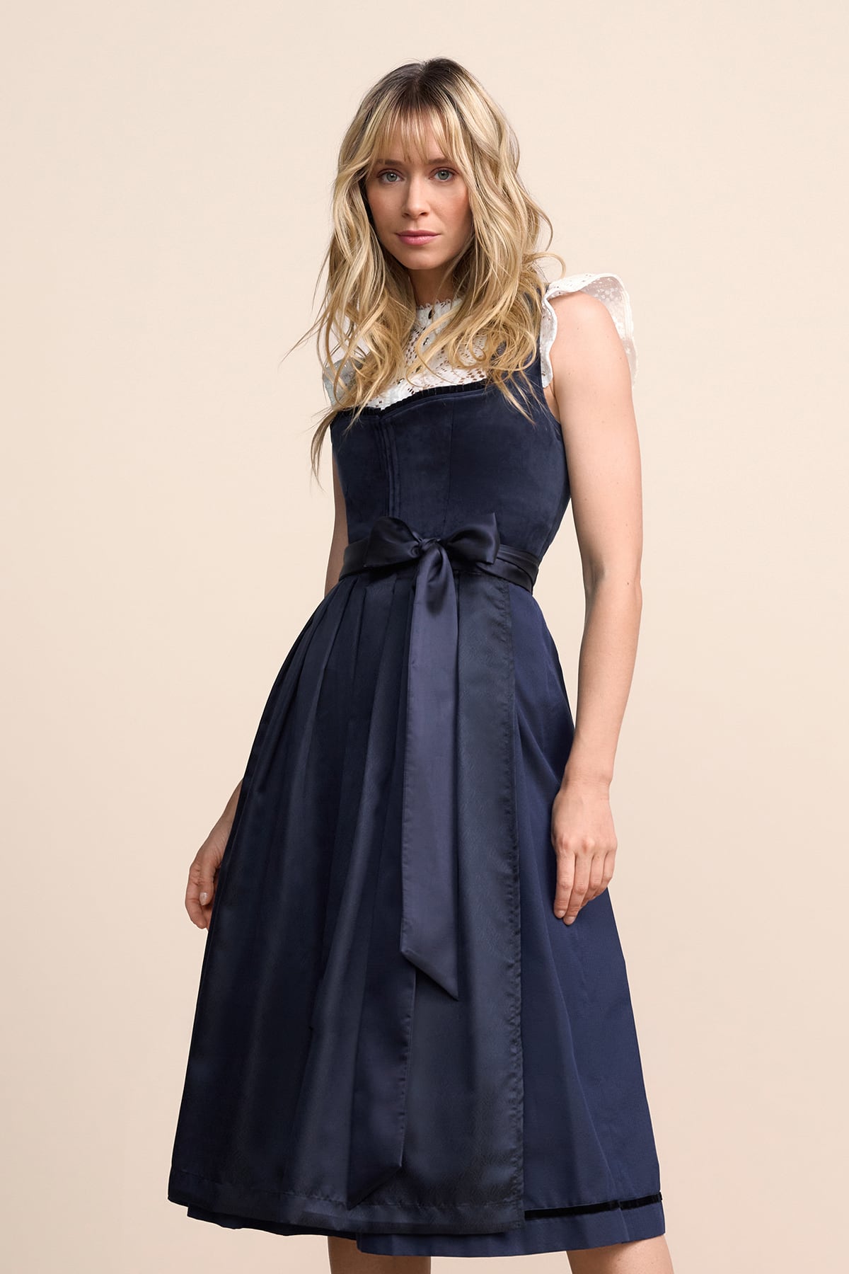 Dirndl Elenora (80cm)