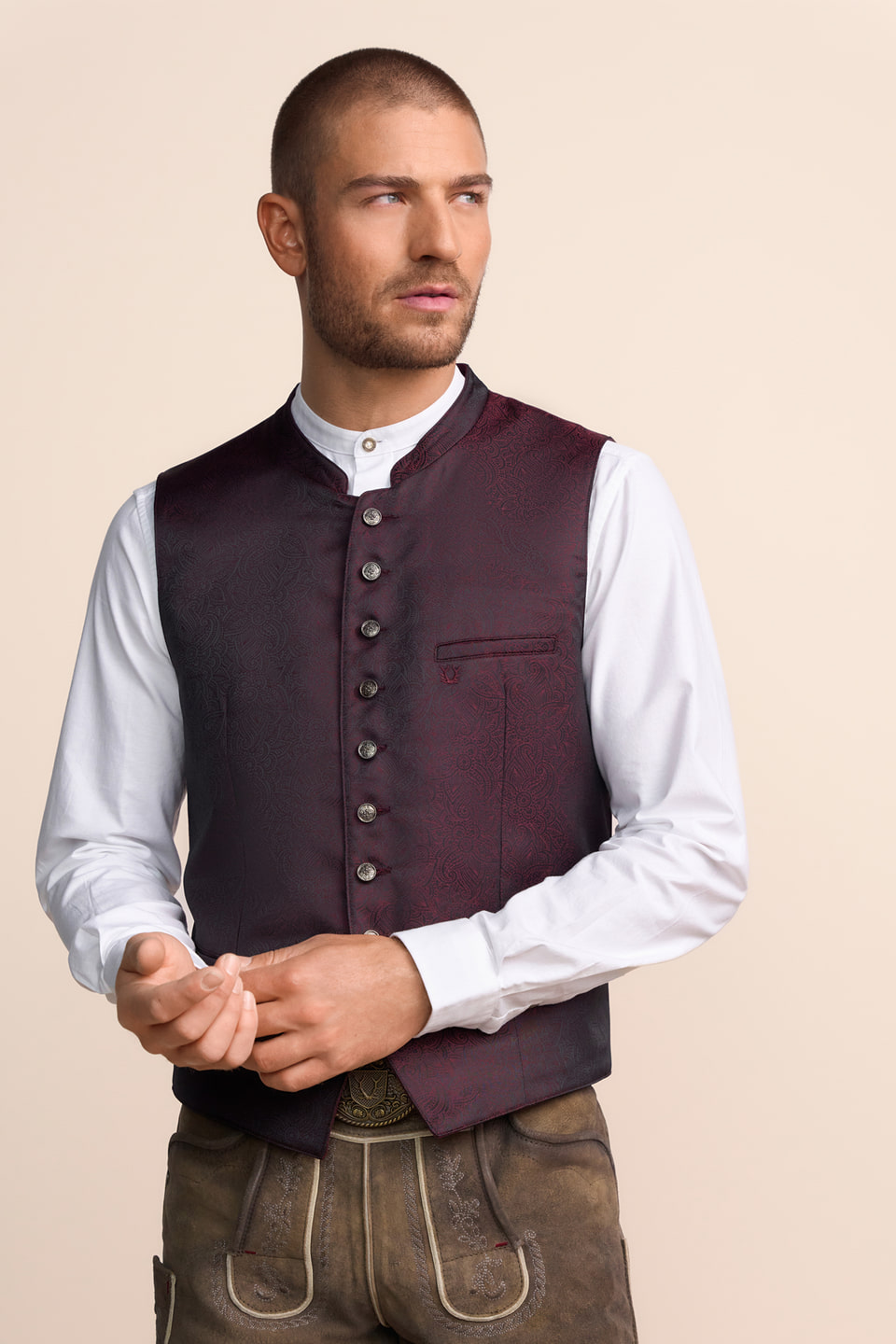 Trachten vest Emory