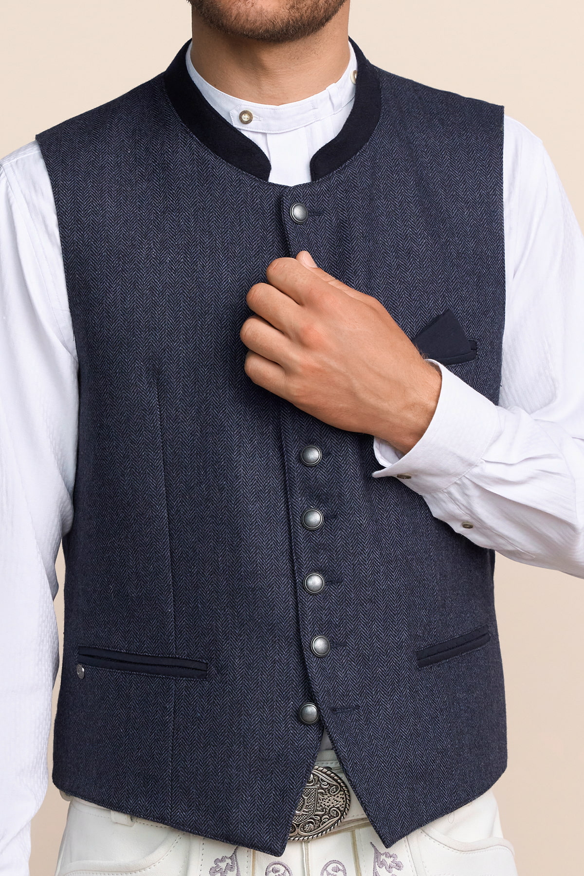 Trachten vest Gregorios