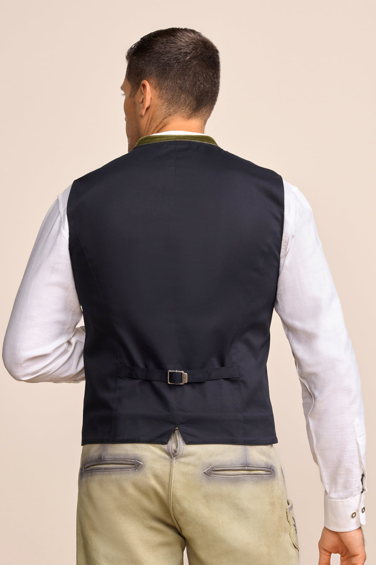 Trachten vest Thorben