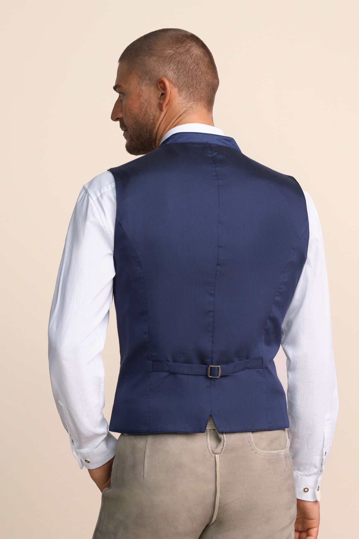 Trachten vest Petros
