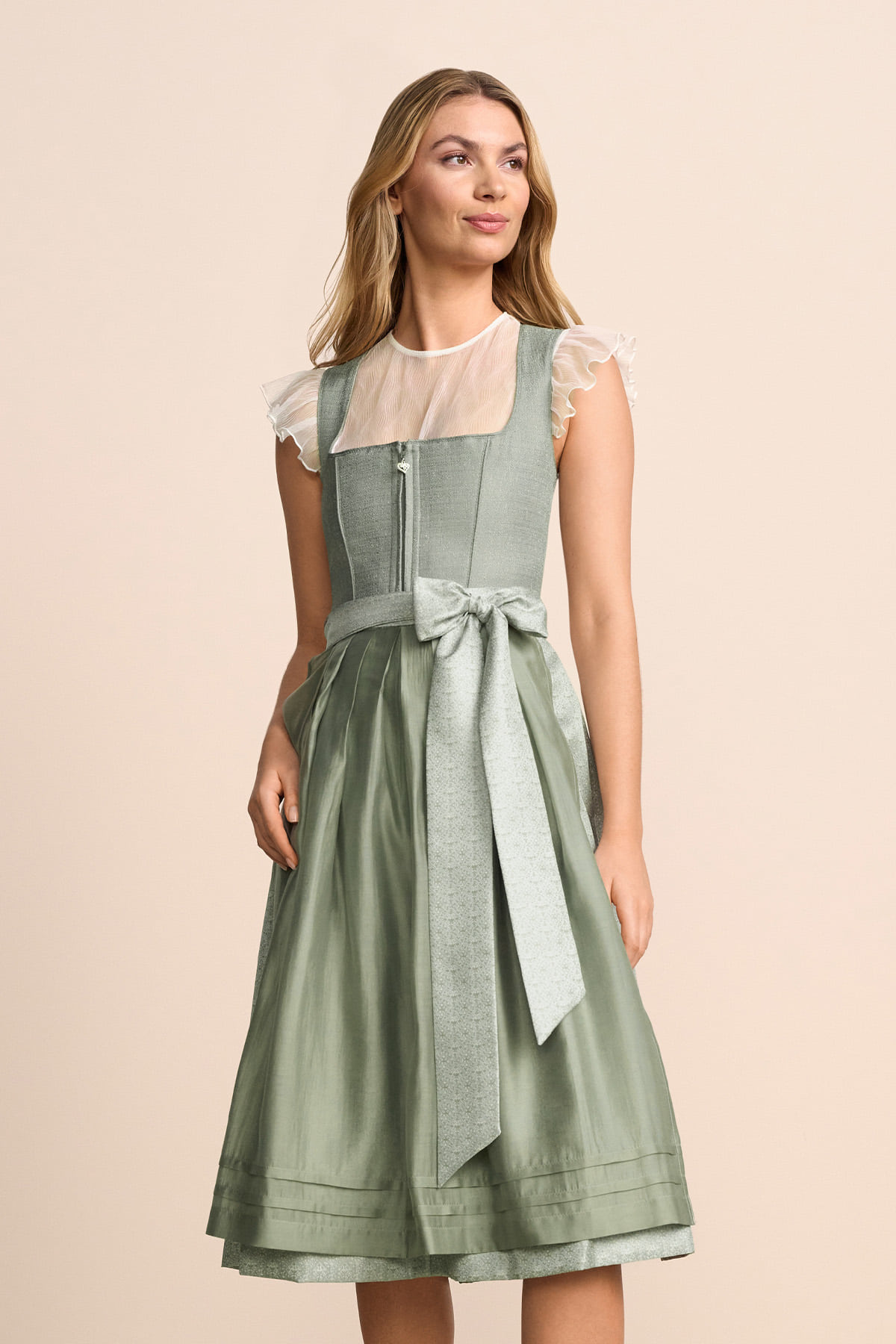 Dirndl Avi (70cm)
