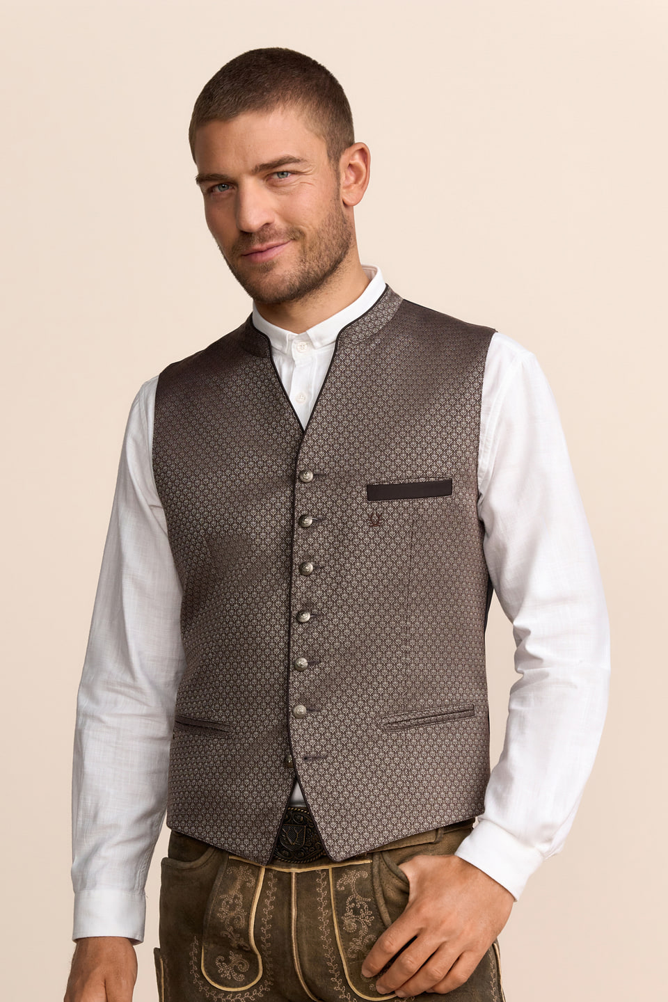 Trachten vest Bertin