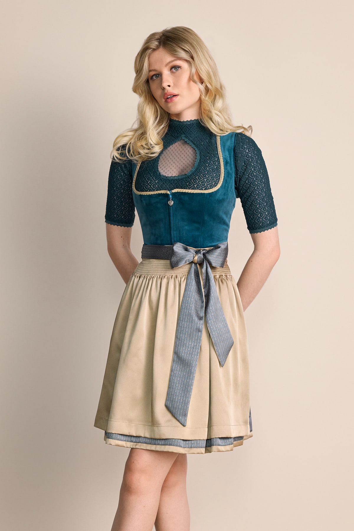 Dirndl Dena (50cm)