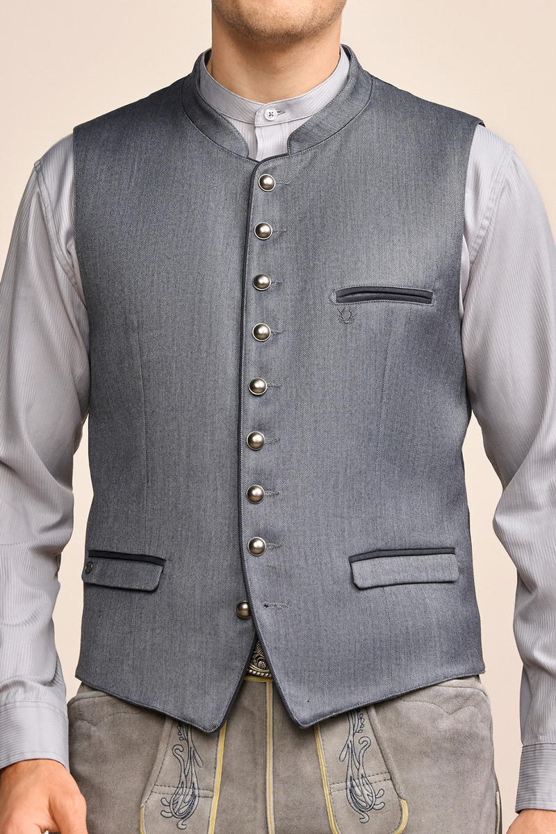 Trachten vest Silvan