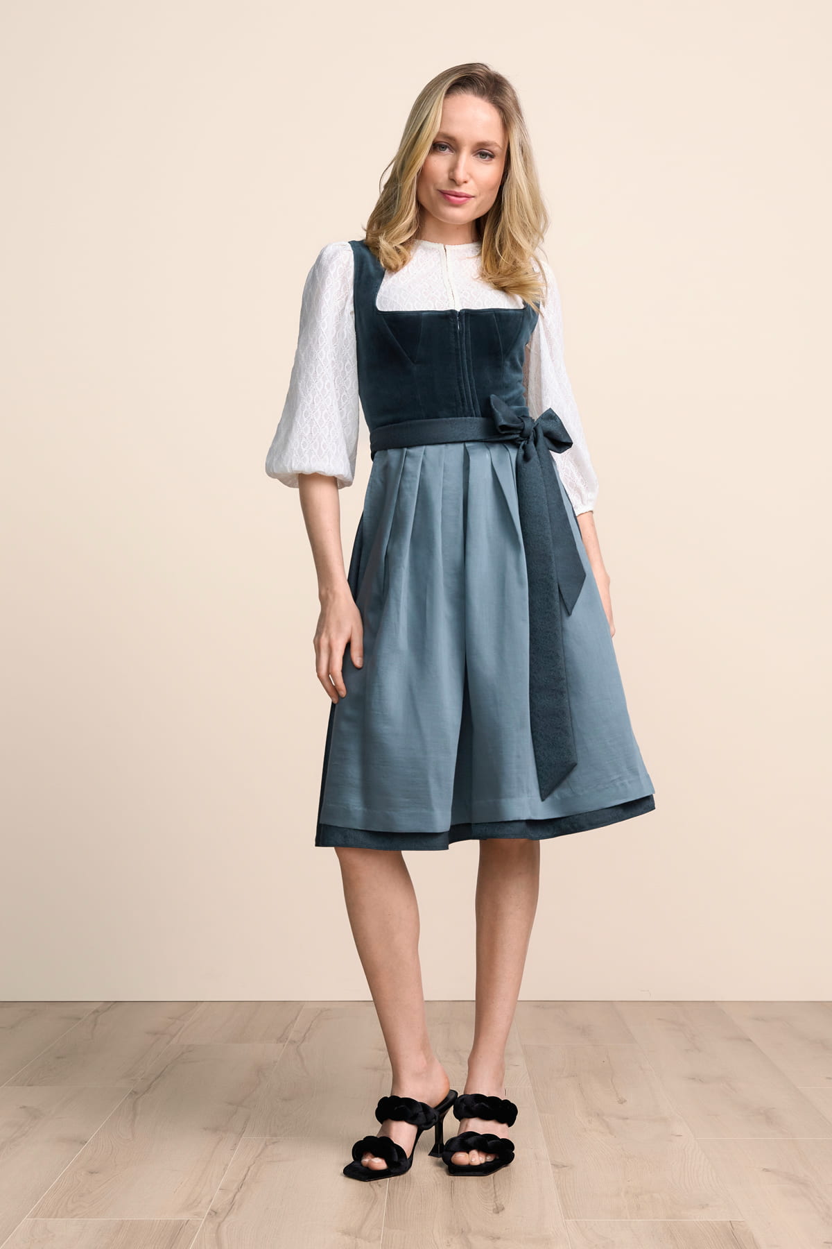 Dirndl Lynette (60cm)