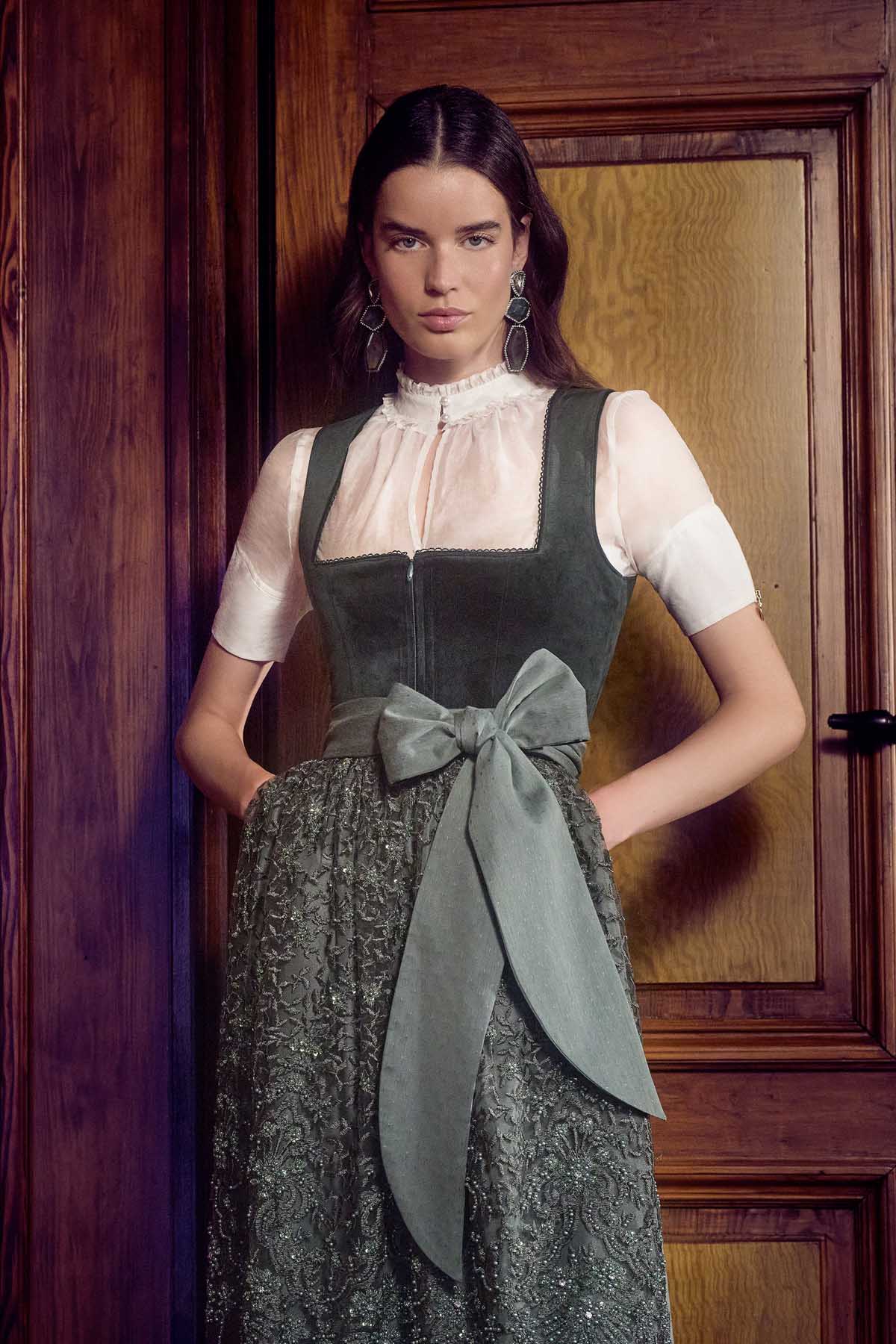 Dirndl Elira (70cm)