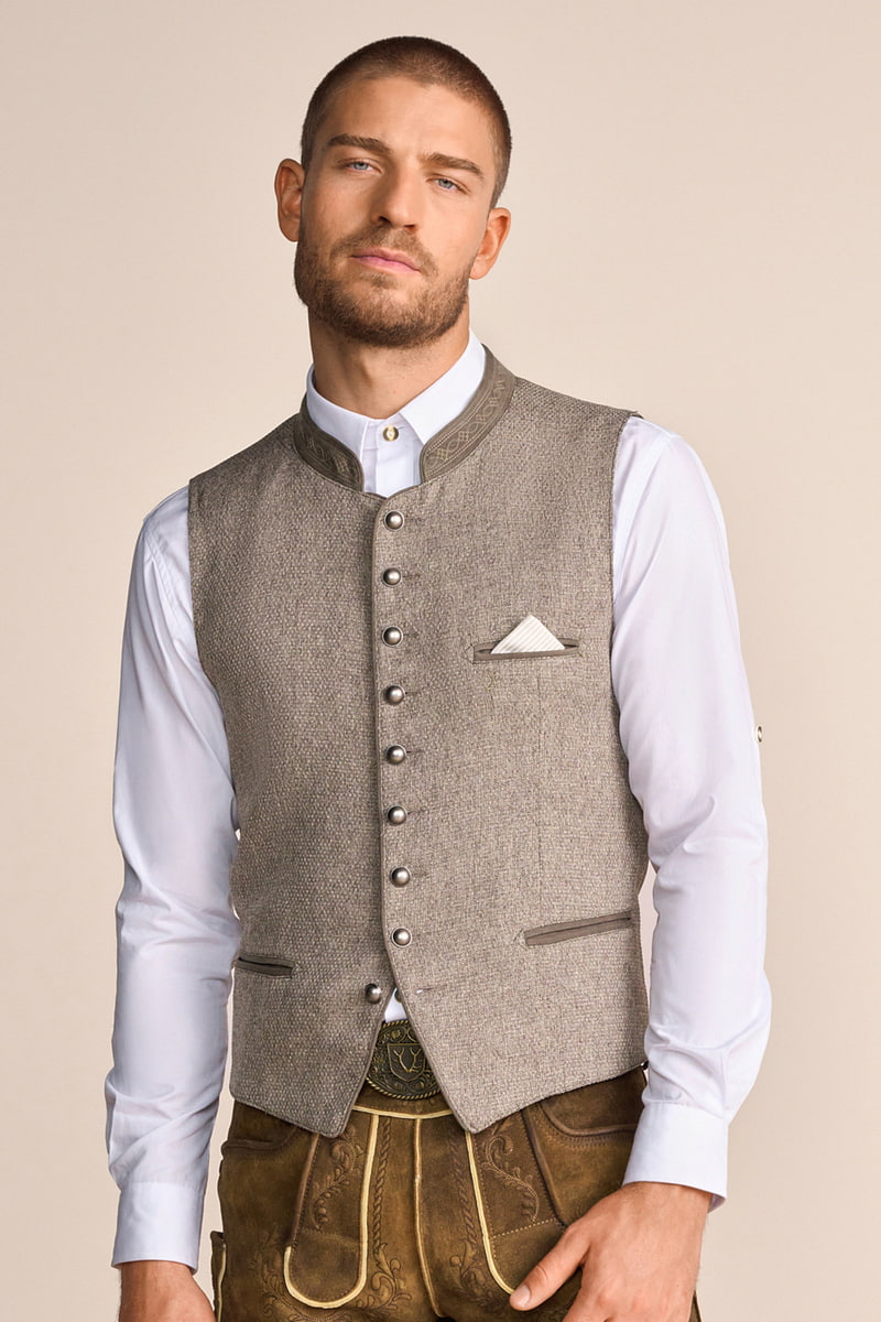 Trachten vest Jörn