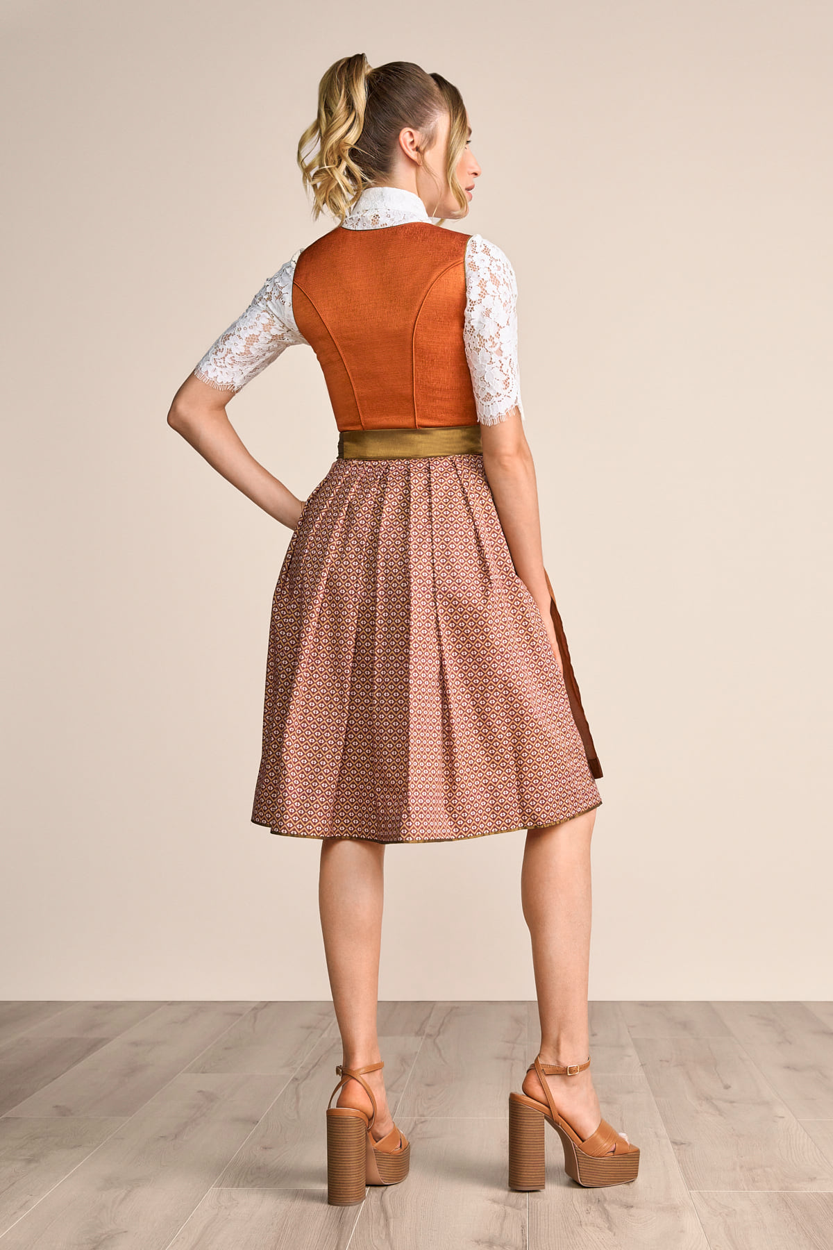 Dirndl Isa (60cm)