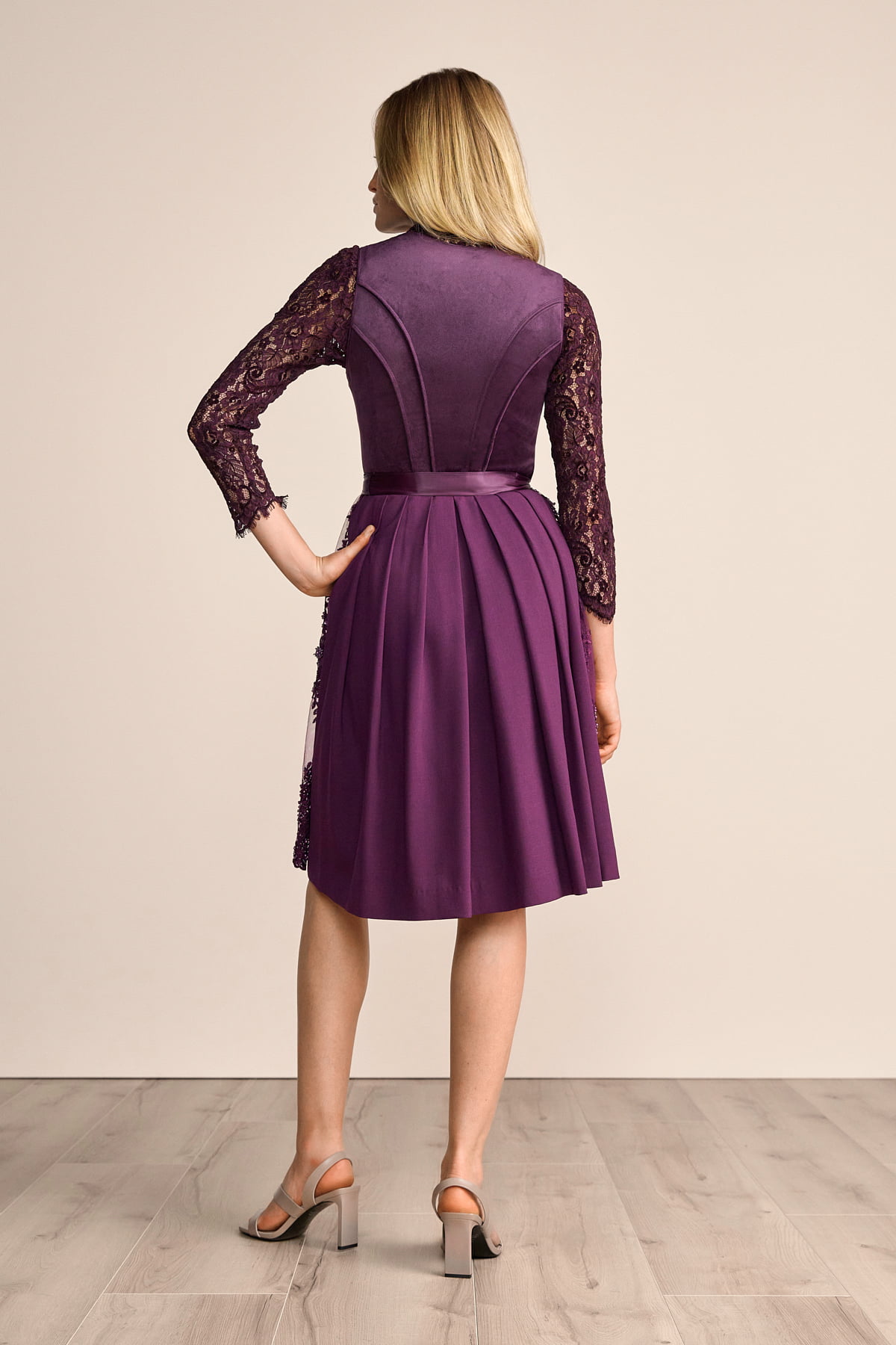 Dirndl Pinella (60cm)
