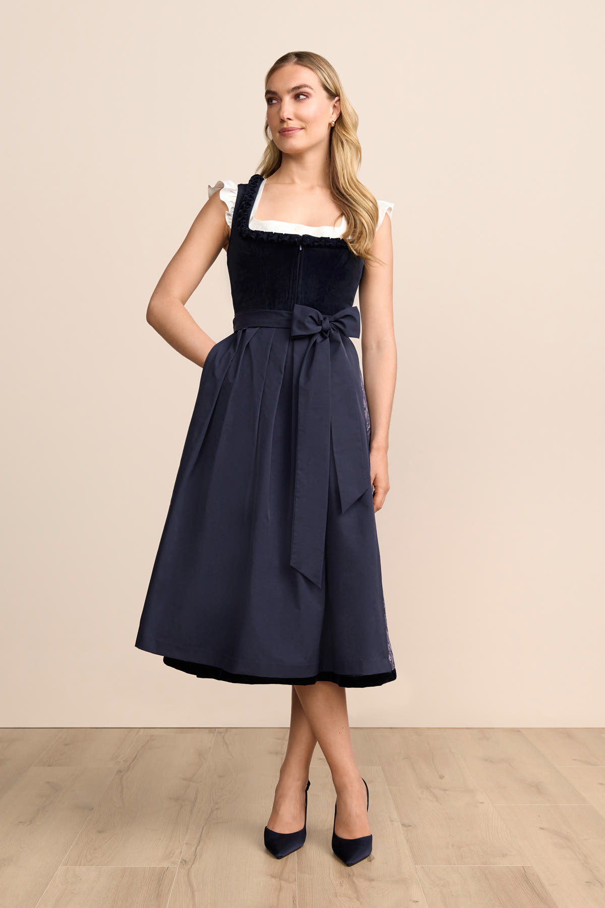 Dirndl Silvina (80cm)