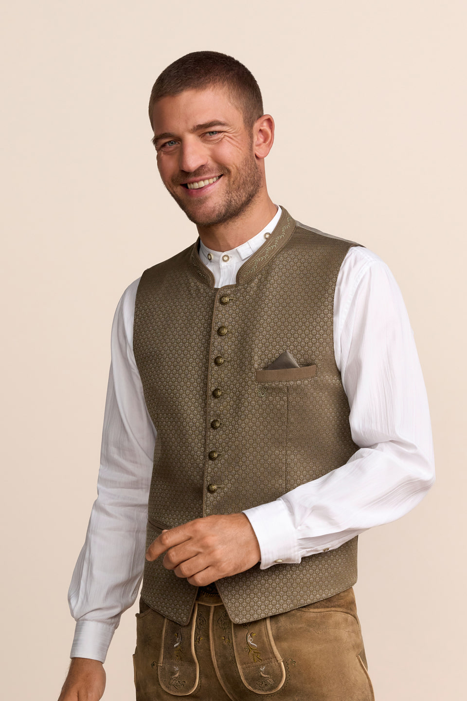 Trachten vest Andrew