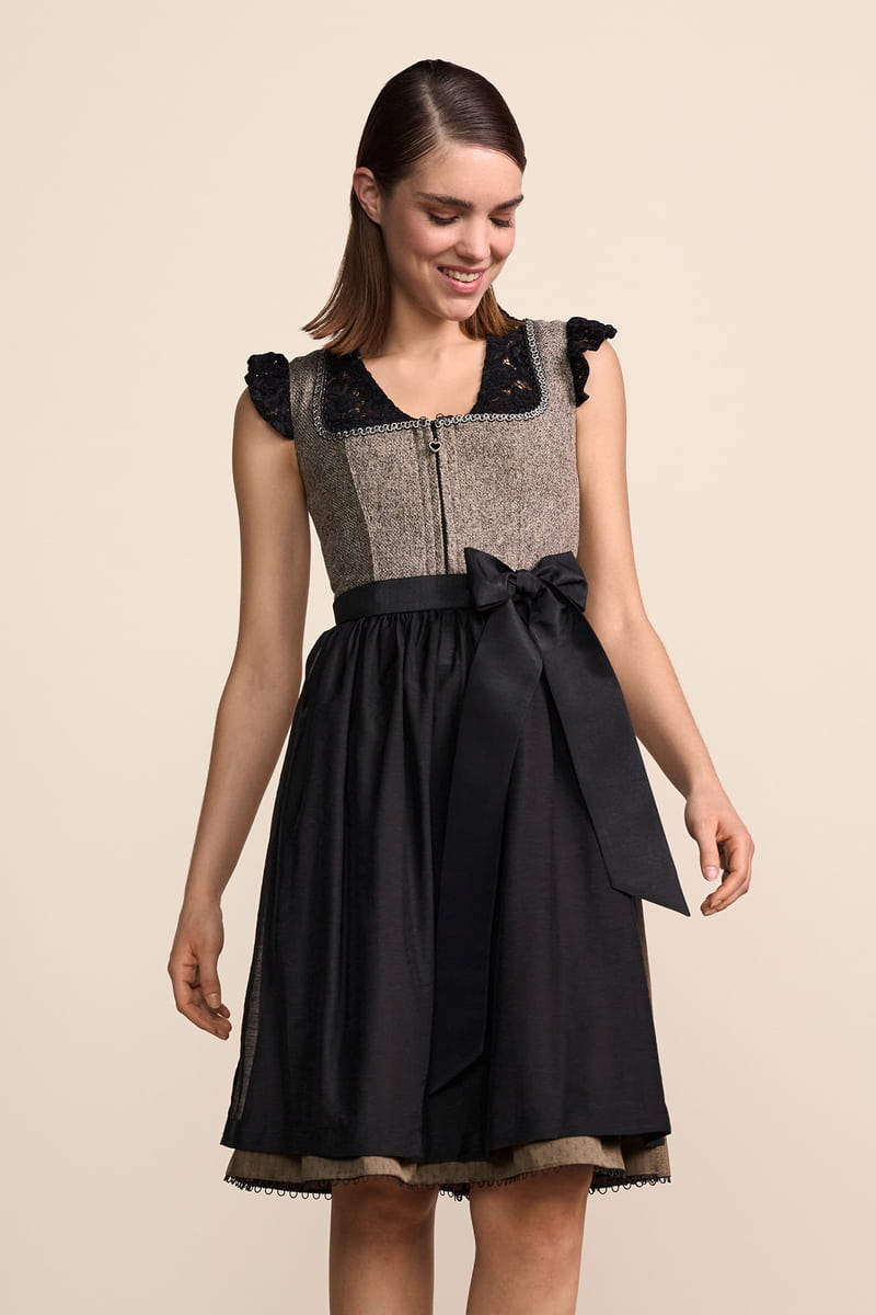 Dirndl Velinae (60cm)