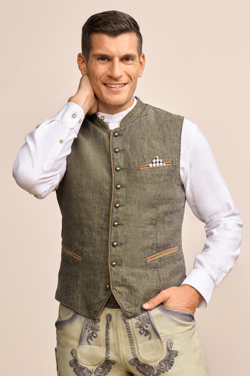 Trachten vest Platzhirsch