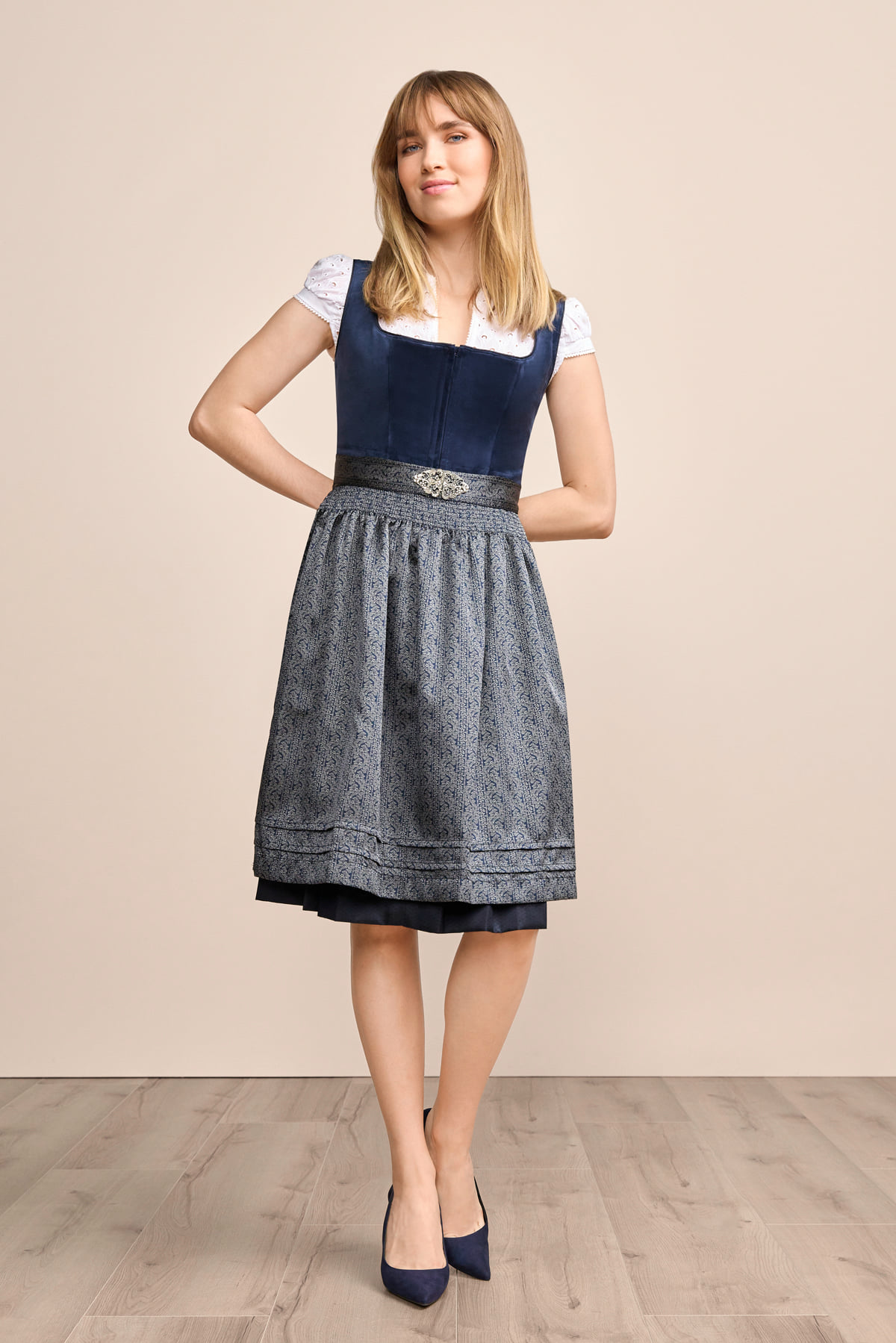 Dirndl Aurela (60cm)