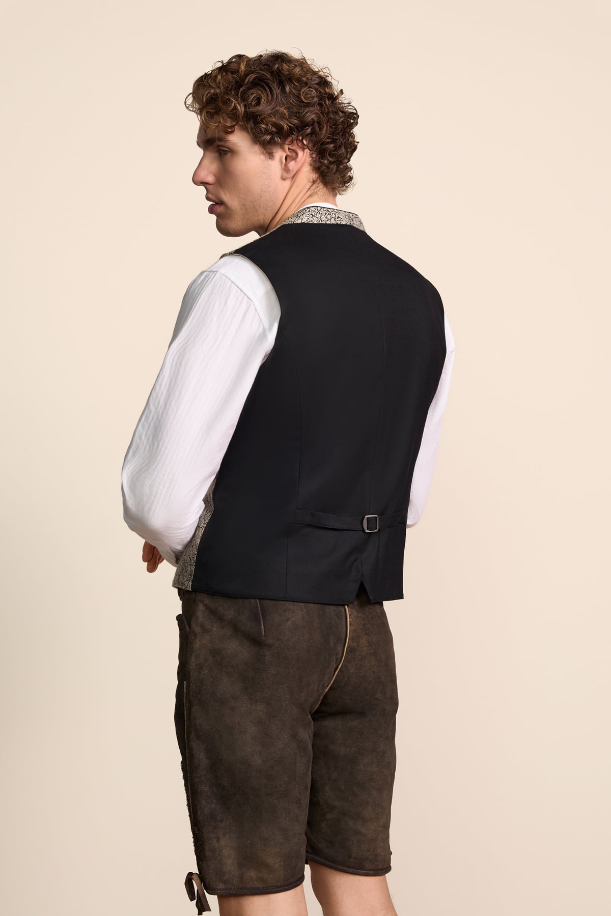 Trachten vest Leroy