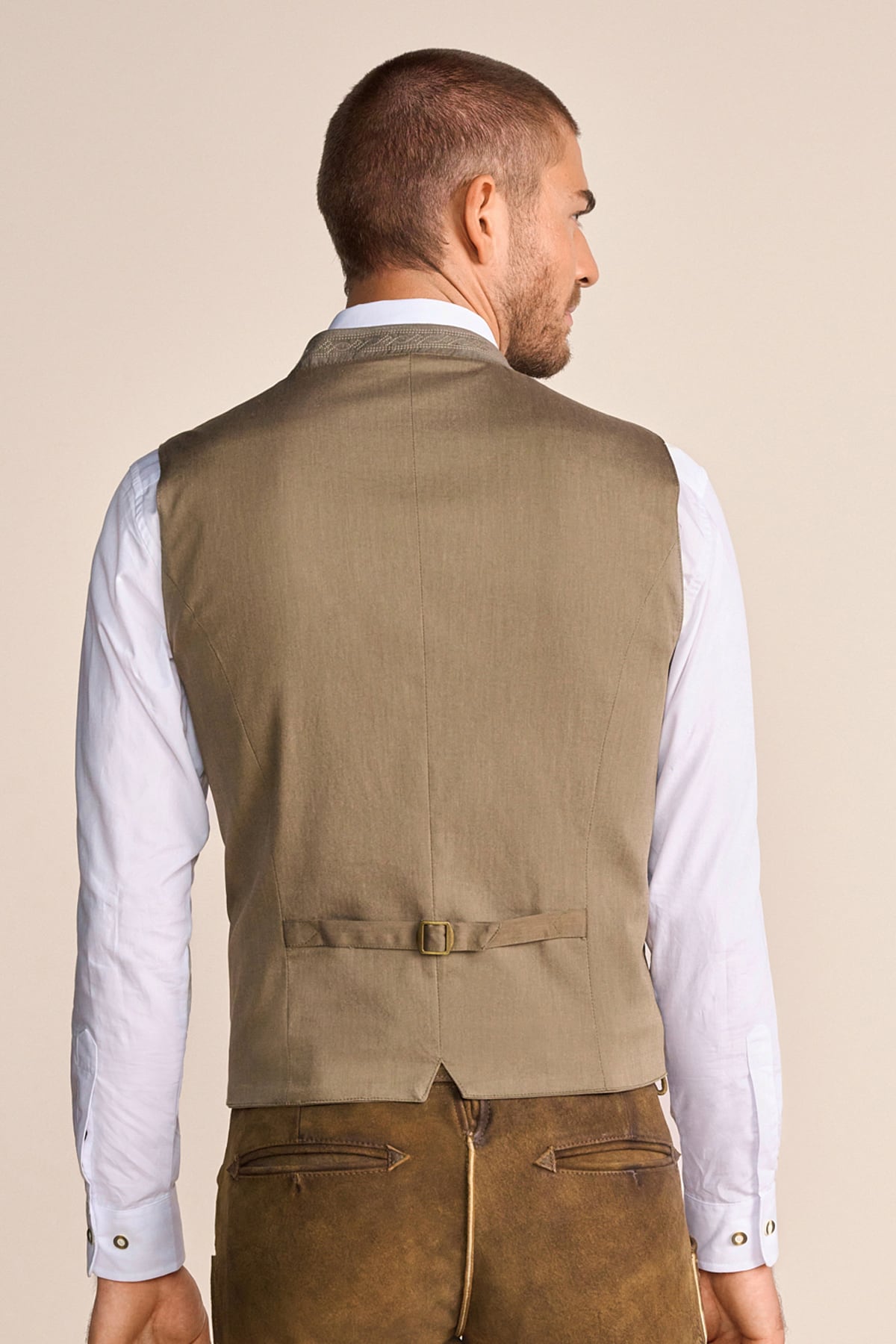 Trachten vest Jörn