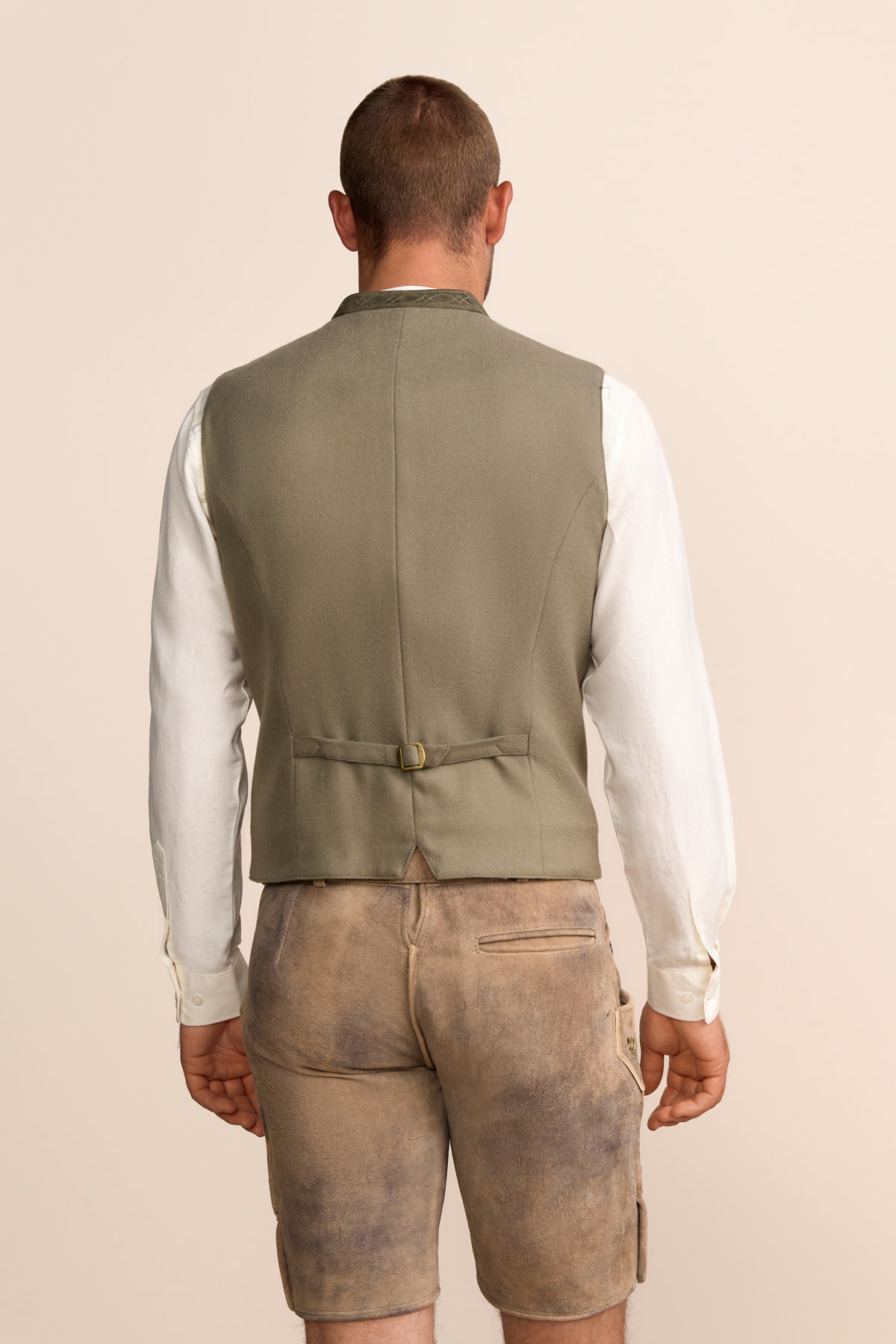 Trachten vest Aaren