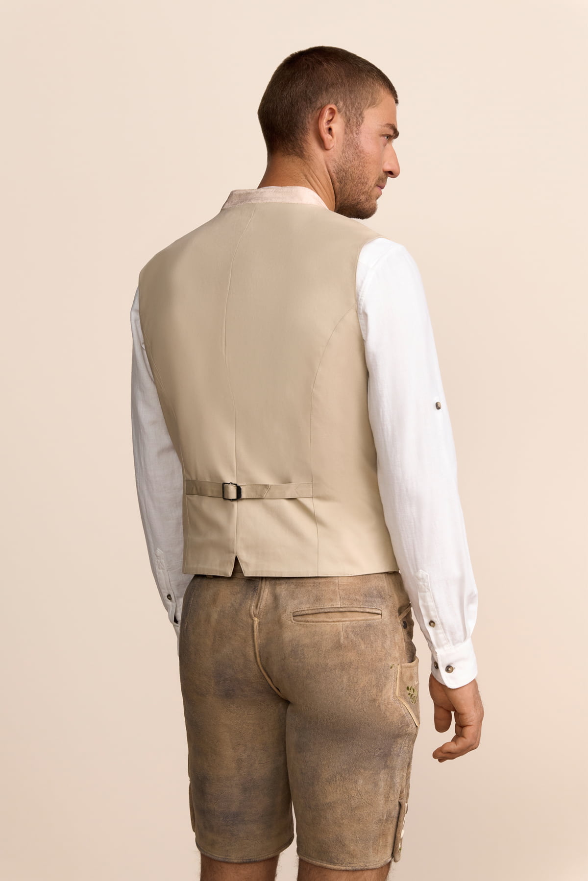 Trachten vest Bertil