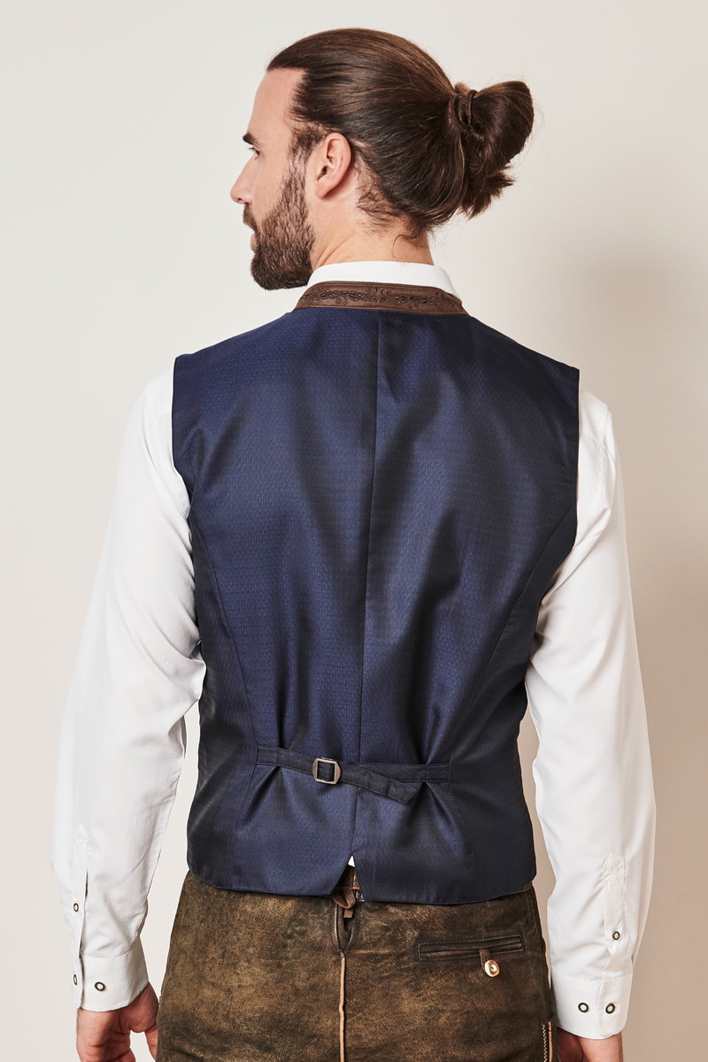 Trachten vest Leano