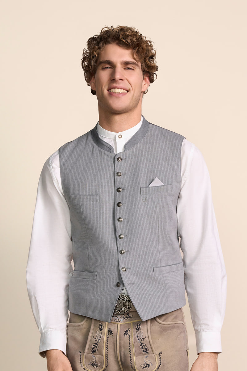 Trachten vest Arto