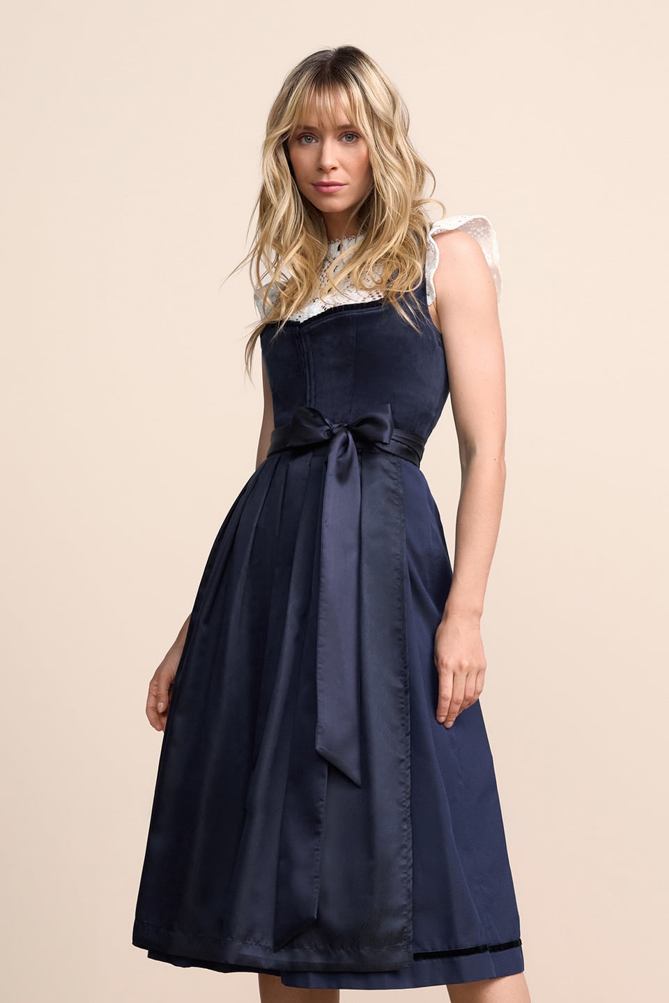 Dirndl Elenora (80cm)