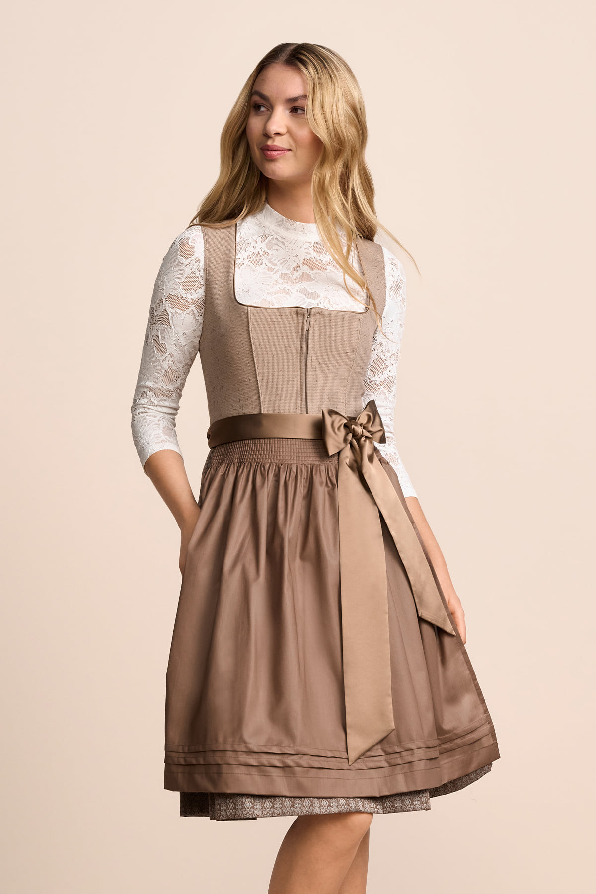 Dirndl Ilonka (60cm)