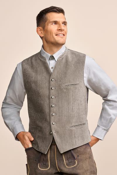 Trachten vest Nikolai