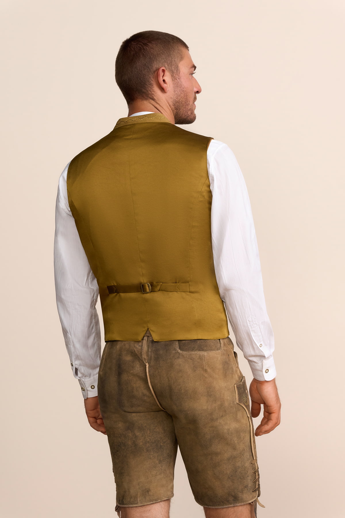 Trachten vest Andrew