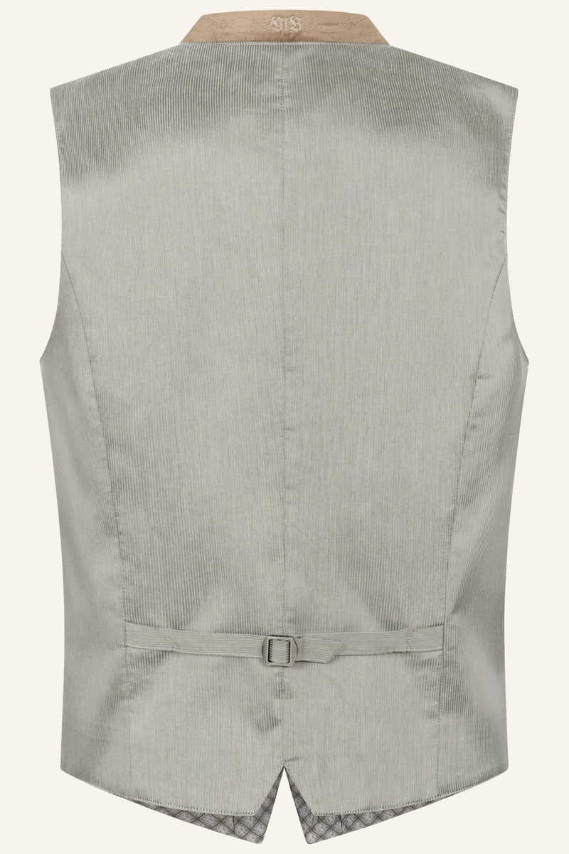 Trachten vest 1992